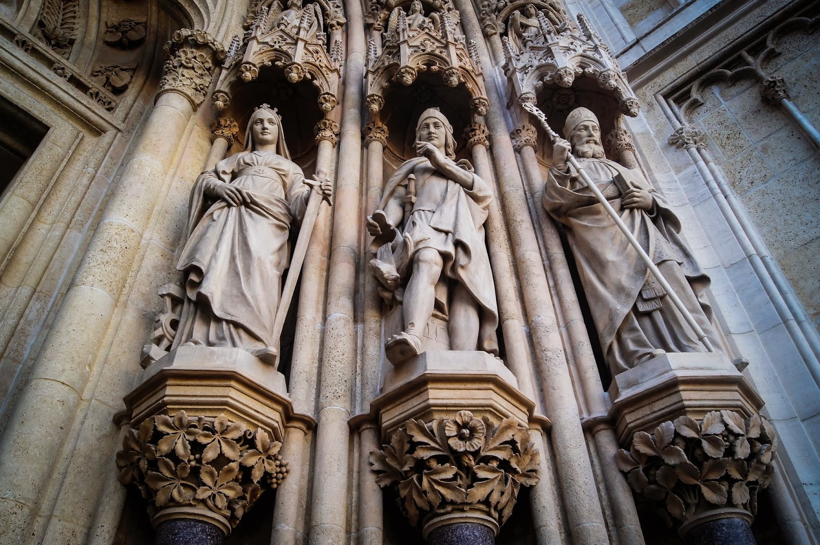 Detalles catedral de Zagreb