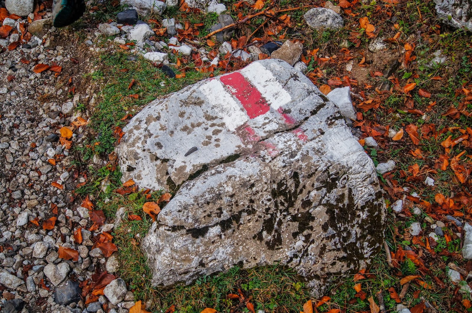 Marcas en la caminata Valbona - Theth