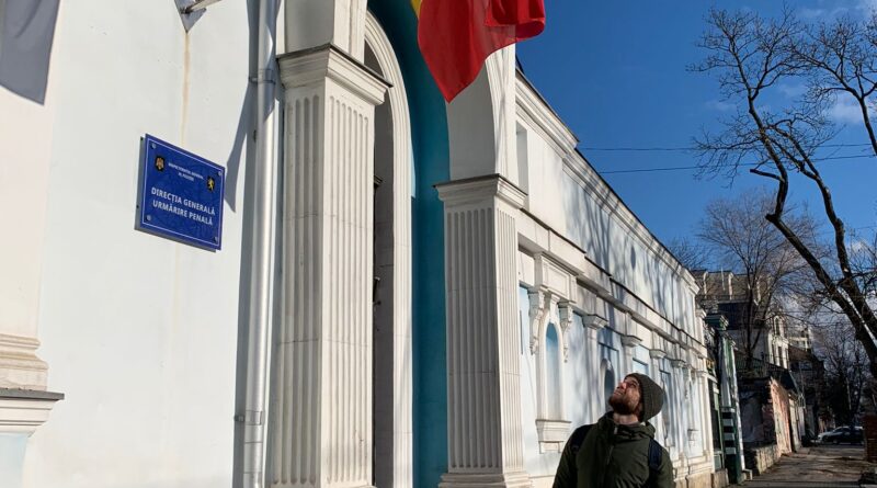 Cómo ir del aeropuerto al centro de Chisináu