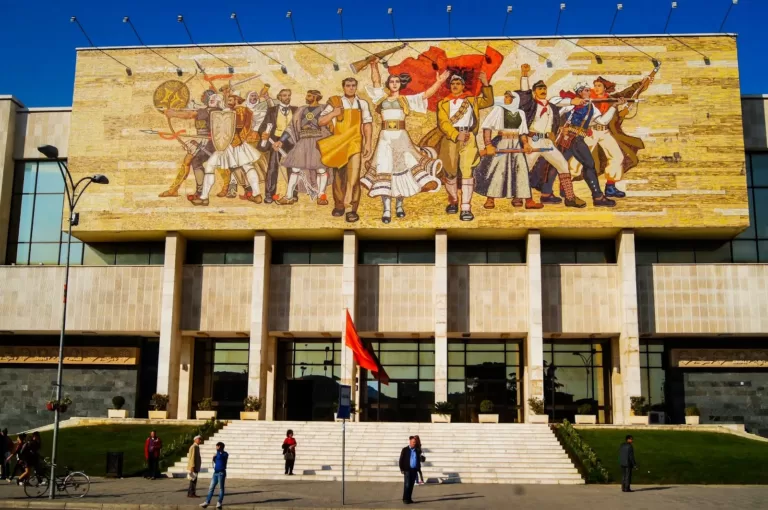 Qué visitar en Tirana y Kruja, el legado de Skanderbeg