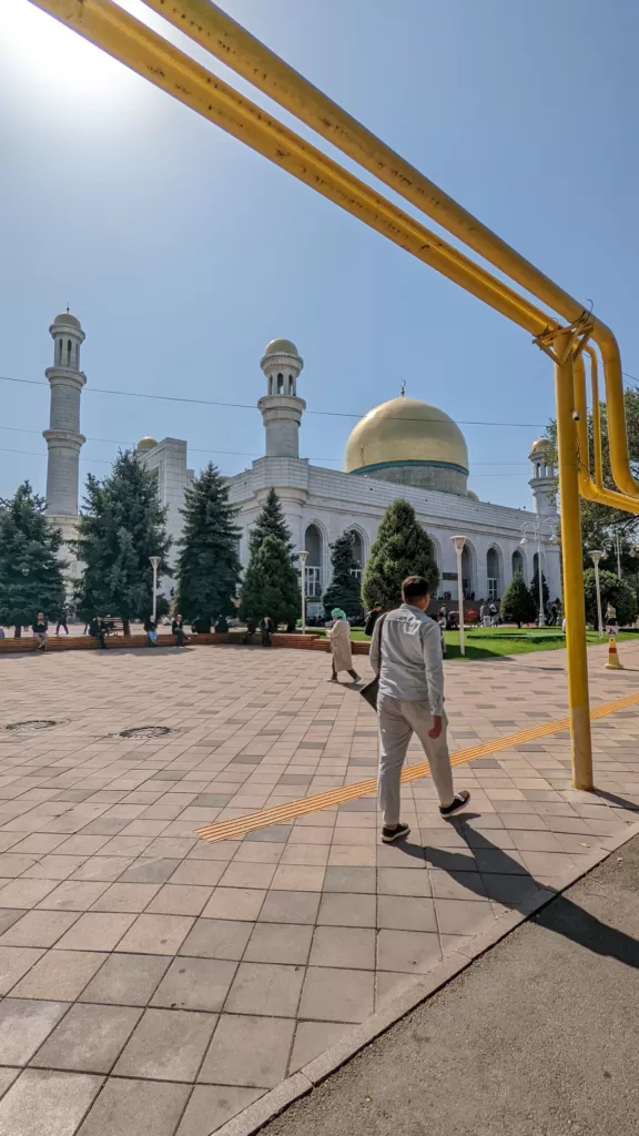 Mezquita Central desde lejos