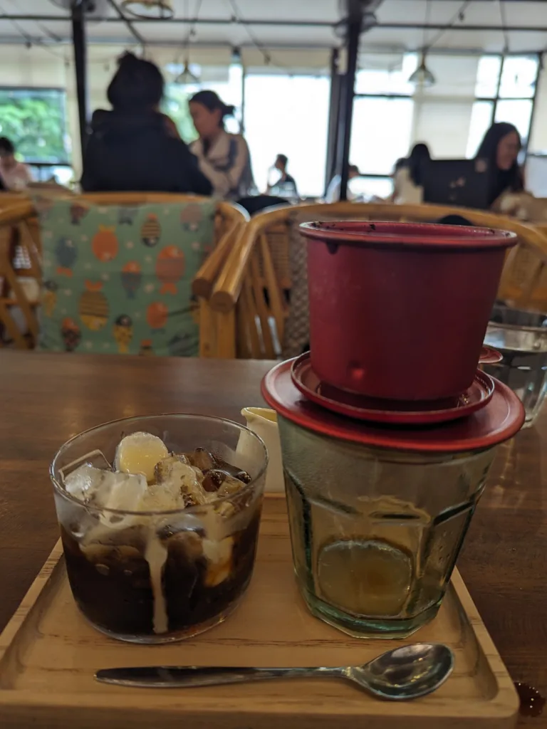 Café con filtro vietnamita