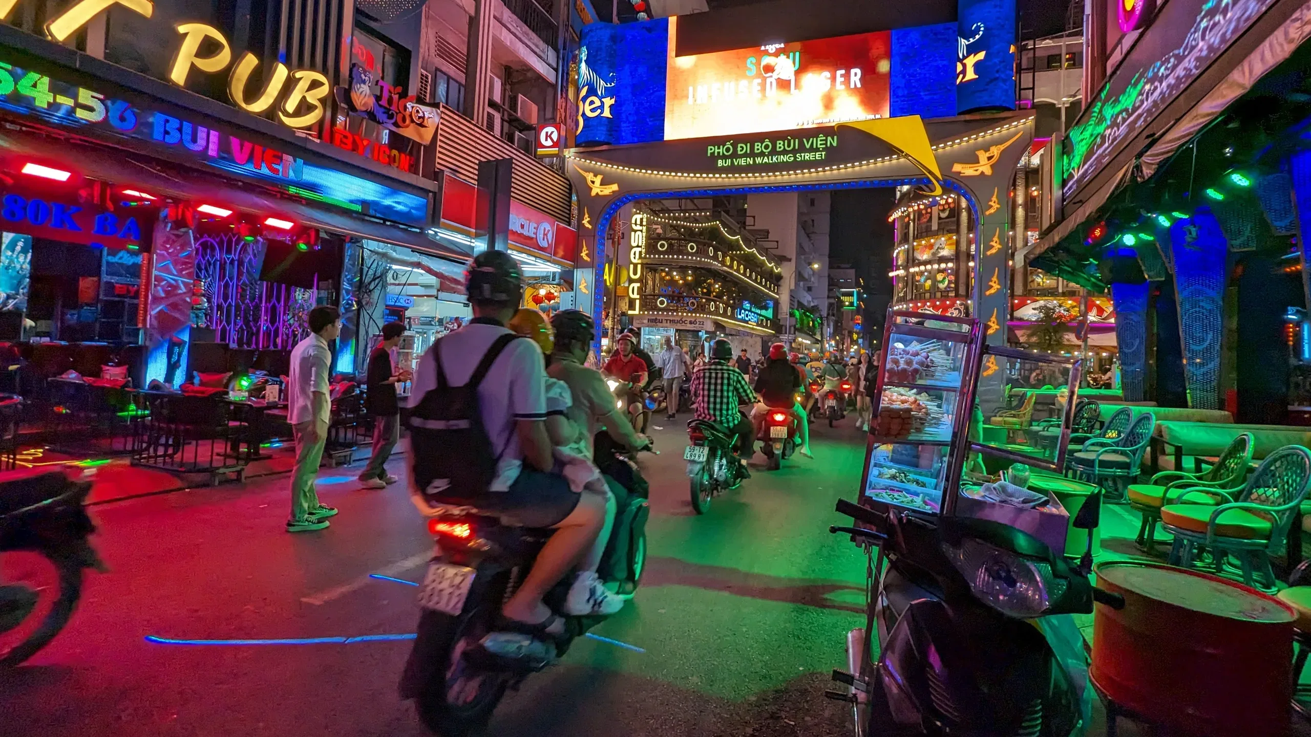 Calle Bui Vien o la "calle occidental"